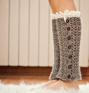 Podkins found some gorgeous legwarmers - click the photo to find out where to get the pattern