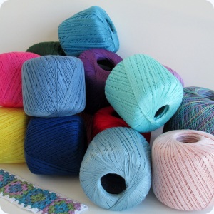 Robin of Crochet Nirvana shows us how to keep our yarn and thread tidy - genius!